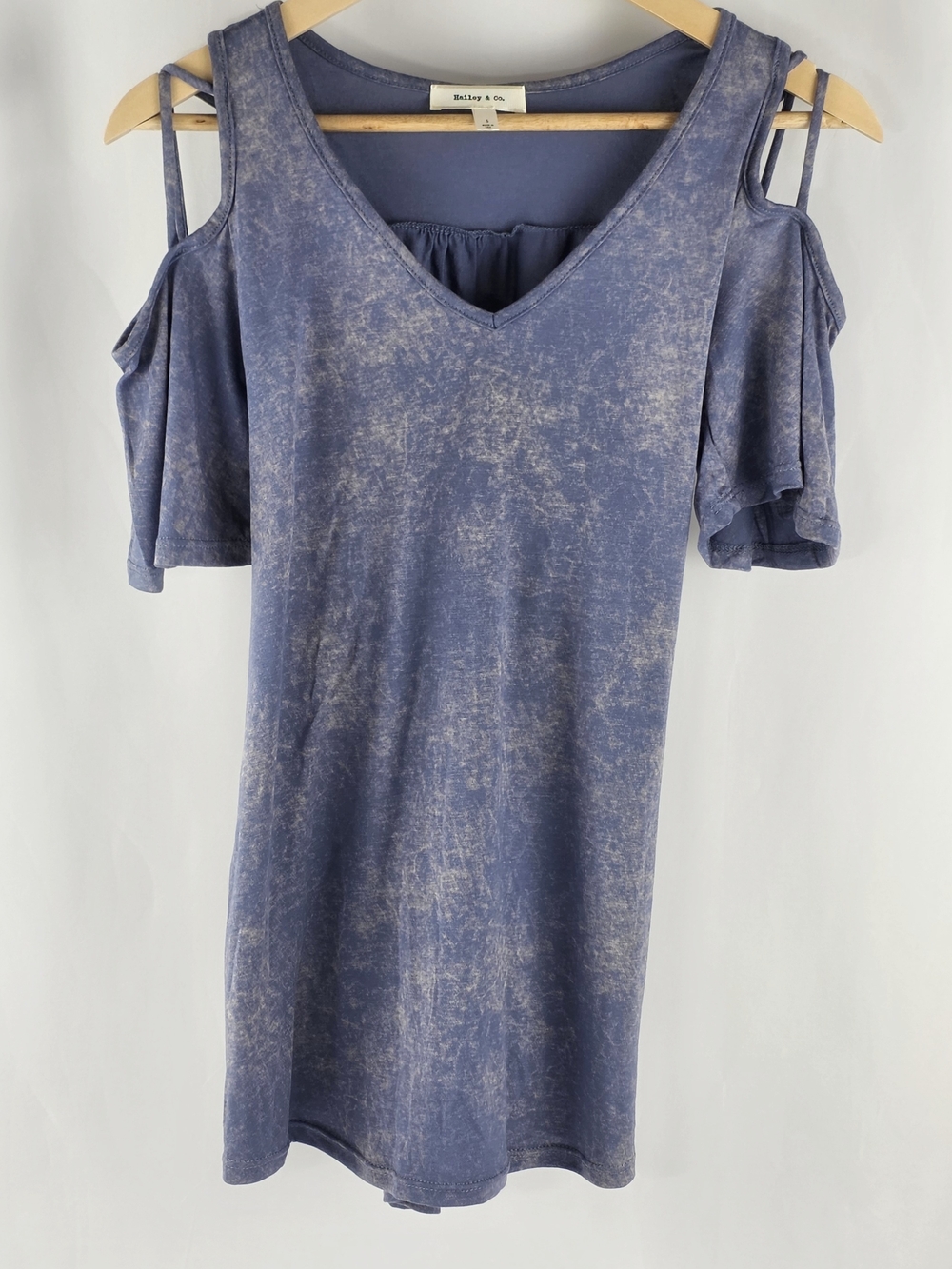 New Halley & Co Blue Mineral Wash Cold Shoulder Top Size Small Boho Boutique